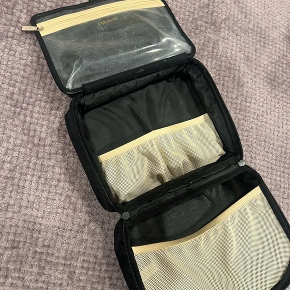 BEIS handing cosmetic bag - Picture 2 of 4